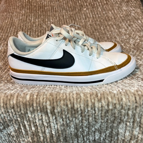 Nike Court Legacy Next Nature Kids 5Y Sneakers - Picture 2 of 11